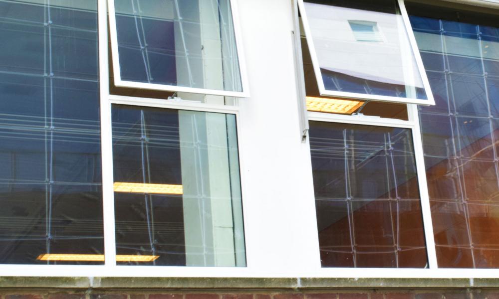 Teleflex, Mechanische raambediening, Teleflex mechanische raambediening, Teleflex raamdoos, Teleflex midi bedieningsdoos, Midi bedieningsdoos, Raamdoos, Teleflex natuurlijke ventilatie, natuurlijke ventilatie, oplossing bovenramen, Teleflex bovenraamsluitingen, raamopener, Teleflex raamopener, raambedieningen