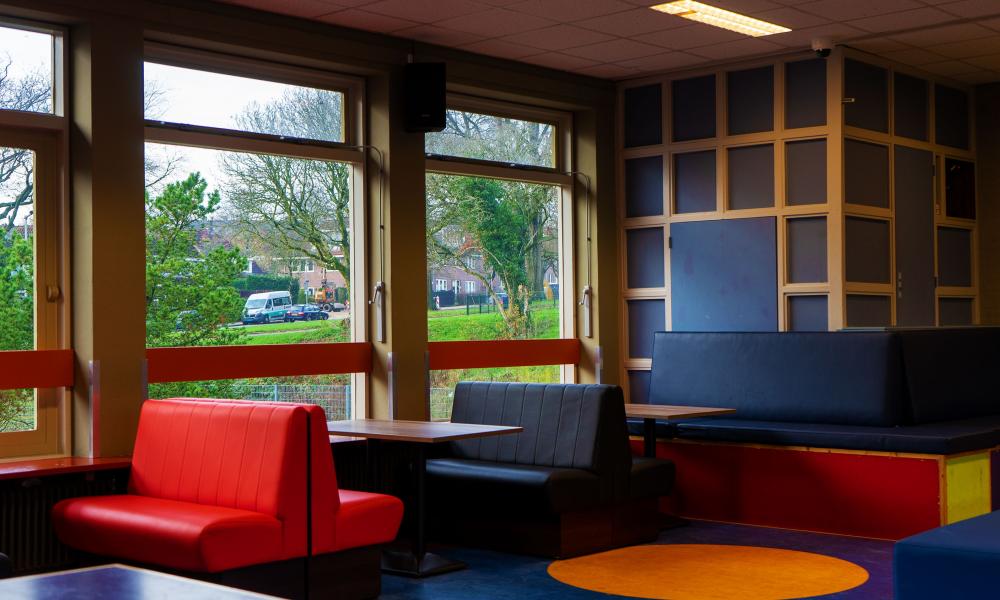 Teleflex, mechanische raambediening, Teleflex mechanische raabediening, raamopener, raamopener teleflex, midi bedieningsdoos, raamdoos, midi bedieningsdoos teleflex, raamdoos teleflex, uitzetramen oplossing, uitzetramen oplossing teleflex, natuurlijke ventilatie, natuurlijke ventilatie teleflex, gezond binnenklimaat, gezond binnenklimaat teleflex, oplossing natuurlijke ventilatie, oplossing natuurlijke ventilatie teleflex