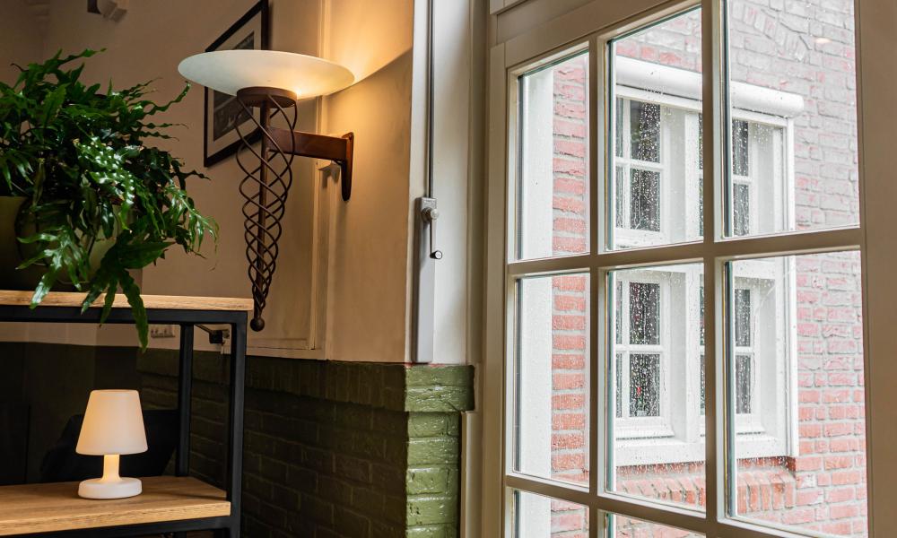 Teleflex, Teleflex Mechanische raambediening, Mechanische raambediening, Mechanische raamopener, natuurlijke ventilatie, Teleflex clearline, raambediening uitzetraam, raambediening binnenvalraam, bovenraamsluiting, bovenraamsluiting Teleflex, bovenraam bedienbaar maken